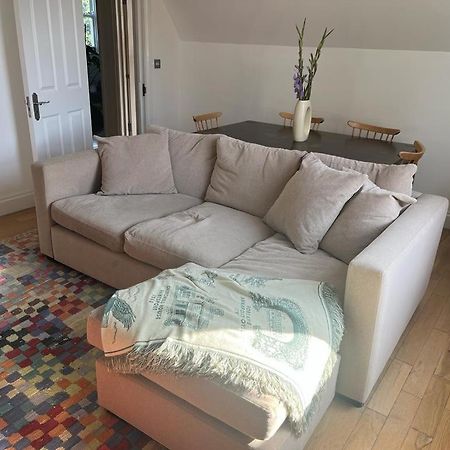 2 Bedroom Top Floor Flat, West Dulwich Free Street Parking London Bagian luar foto